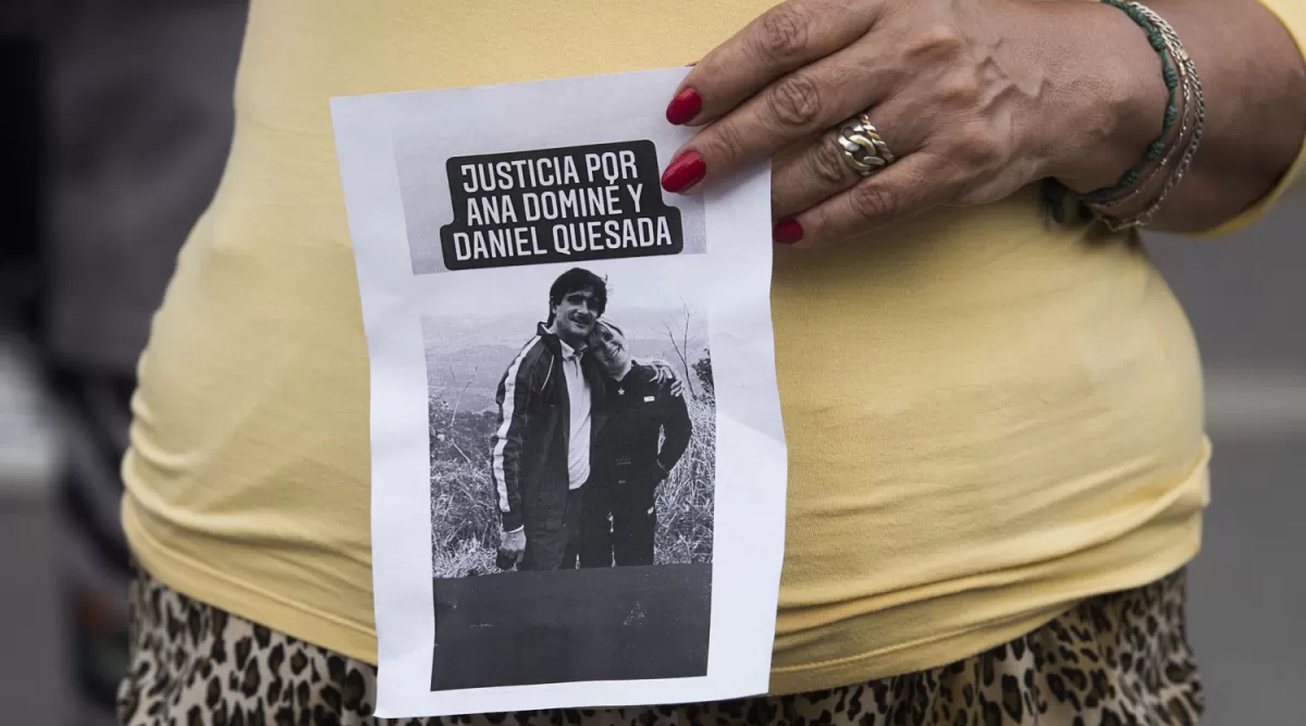 JUSTICIA. Familiares y amigos de Dominé recordaron además a su marido fallecido en un accidente de tránsito que sigue impune.