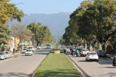 Taxistas de Yerba Buena piden un módulo alimentario y que controlen a los ilegales