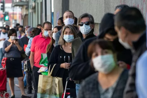 Chile ratifica que contará con 32 millones de dosis de vacunas contra el coronavirus