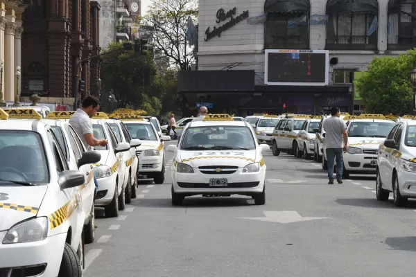 Sutrappa secuestró más autos Uber: “el único servicio legal es el de taxi