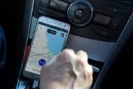 En la Capital estudiarán un marco normativo para Uber