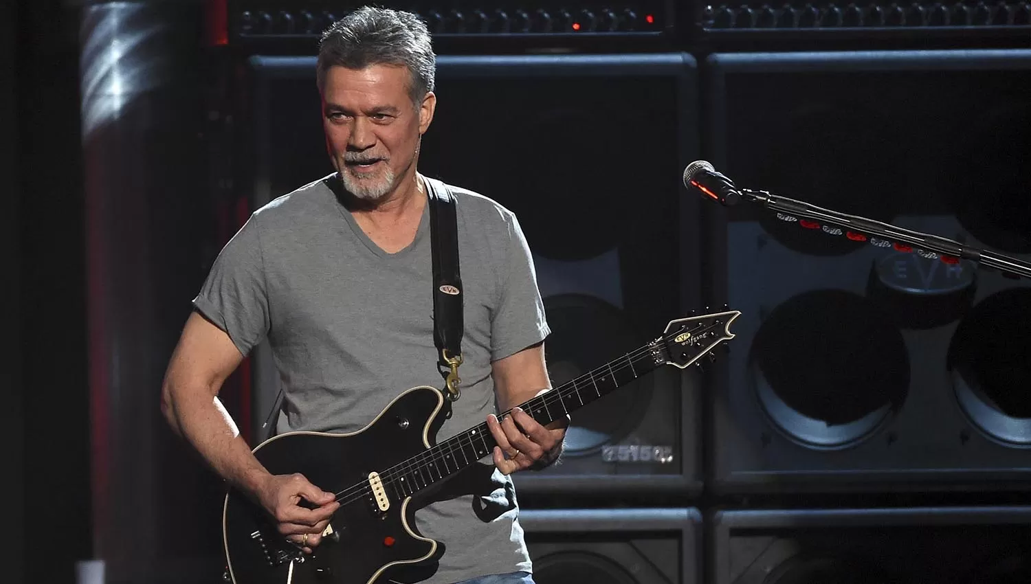 MÍTICO. Eddie van halen murió hoy, a los 65 años, víctima de un cáncer.