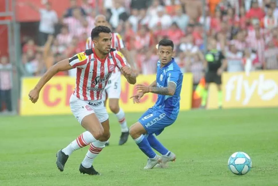 BUEN NIVEL. Barrios fue uno de los jugadores más regulares en el último torneo.  