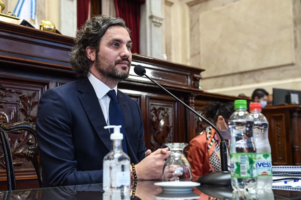 EN EL SENADO. Santiago Cafiero, jefe de Gabinete, brinda el informe de gestión. Foto: Twitter @SantiCafiero