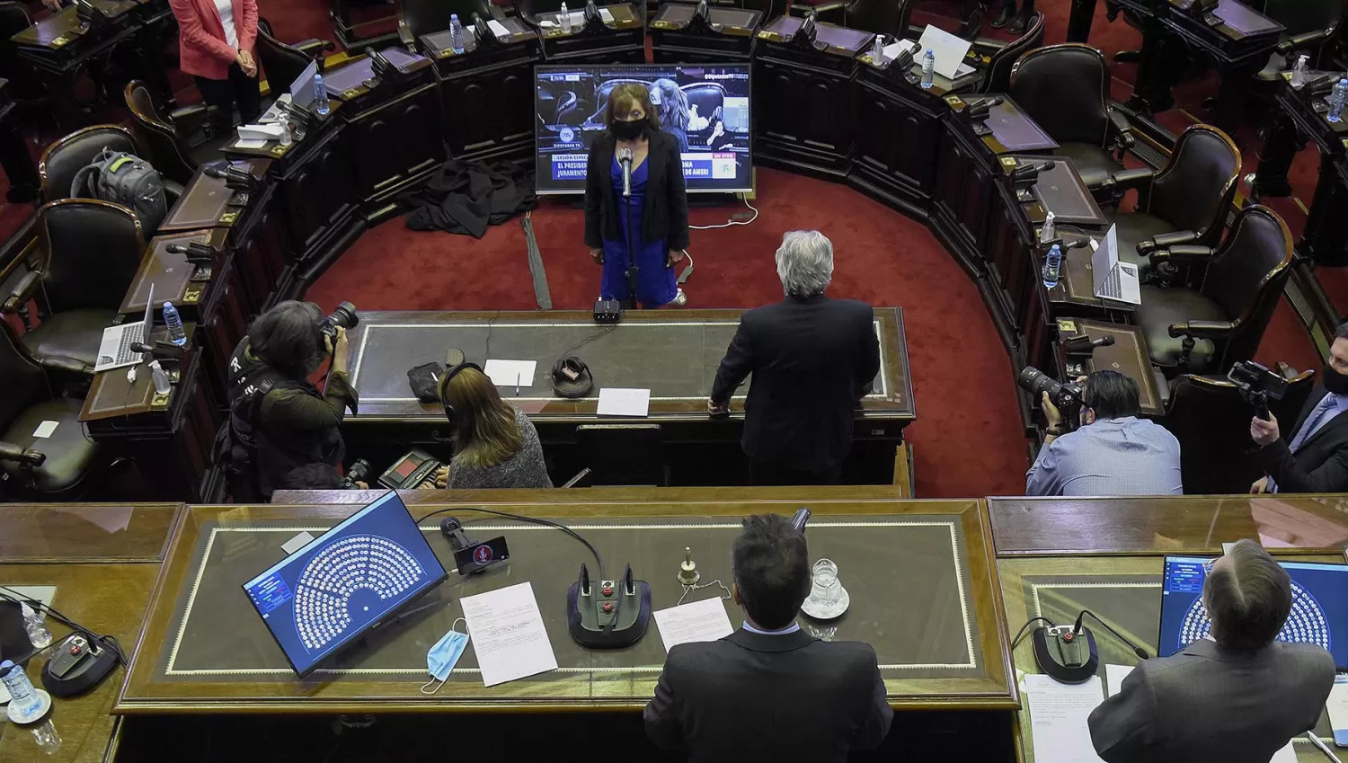 ASUNCIÓN. Alcira Figueroa asumió en remplazo de comprovinciano Juan Ameri, que había renunciado el 25 del mes pasado, luego de protagonizar una escena sexual en medio de una sesión virtual del cuerpo.