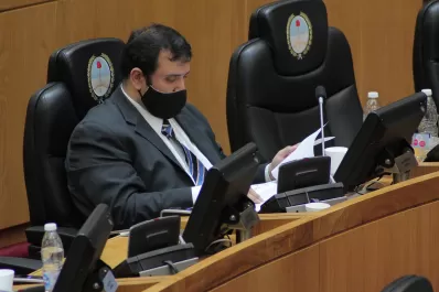 ¿Y si Romero prueba con trabajar?, retrucó el bussista Gerardo Huesen