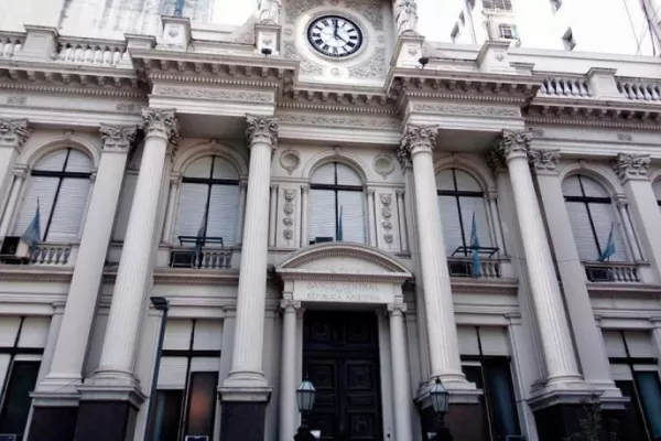 Pesce recibió en el Banco Central a la misión del FMI