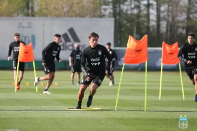 Dybala se quedó fuera del banco de suplentes de Argentina por una afección estomacal
