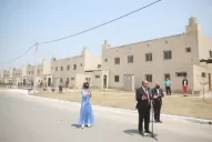 El Presidente encabezó el acto virtual de entrega de casas en Lomas y criticó al macrismo