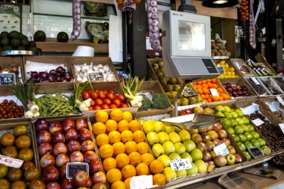 El mes pasado, el consumidor pagó cinco veces más de lo que cobró el productor agrícola