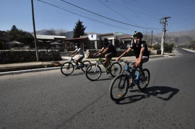 En Tafí del Valle, algunos comerciantes deben cambiar de rubro: “es duro, a veces uno se pone a llorar”