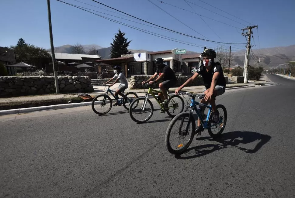 EJERCICIO Y DIVERSIÓN. Práctica indispensable en los valles. la gaceta / fotos de osvaldo ripoll 