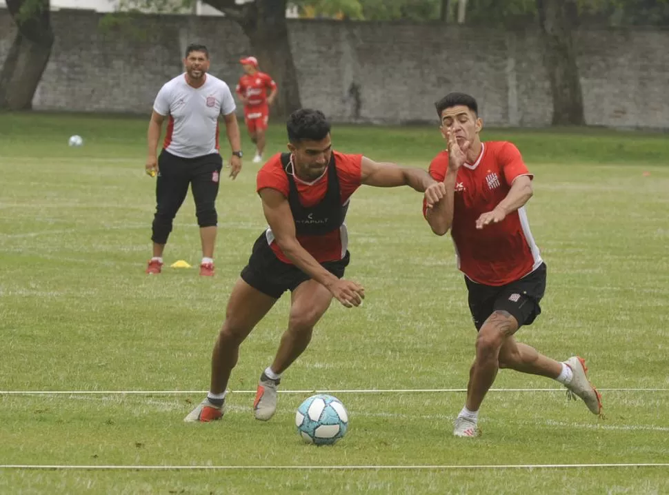 CON TODO POR EL OBJETIVO. El plantel cambió rápidamente el chip y transformó bronca en combustible para tratar de ir en busca del ascenso que le negó la AFA. LA GACETA /  FOTO DE ANTONIO FERRONI (ARCHIVO) 