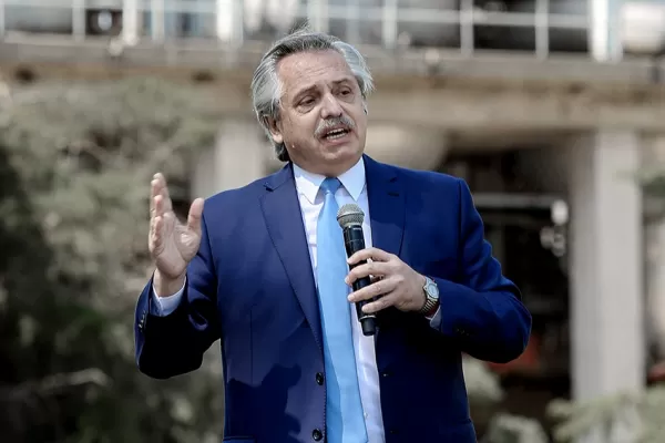 Devaluar es fácil, pero es una máquina de generar pobreza, aseveró el Presidente