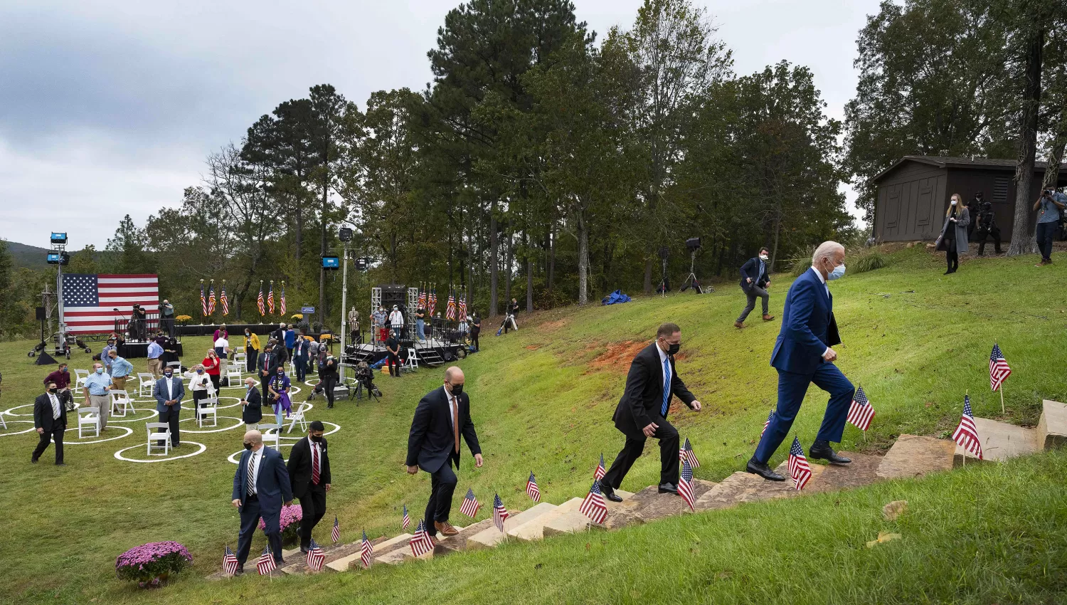 A SIETE DÍAS DE LA ELECCIÓN PRESIDENCIAL. EEUU: Biden apunta a los Estados republicanos; Trump, a los pendulares en el final de campaña