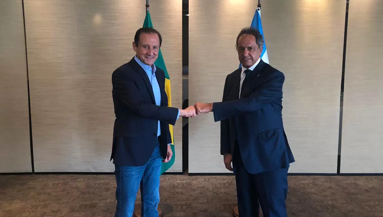 OBJETIVO. Scioli quiere que haya más productos de la Argentina en las góndolas de los supermercados de Brasil.