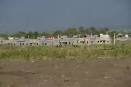 En dos horas no quedó nada en el predio tomado