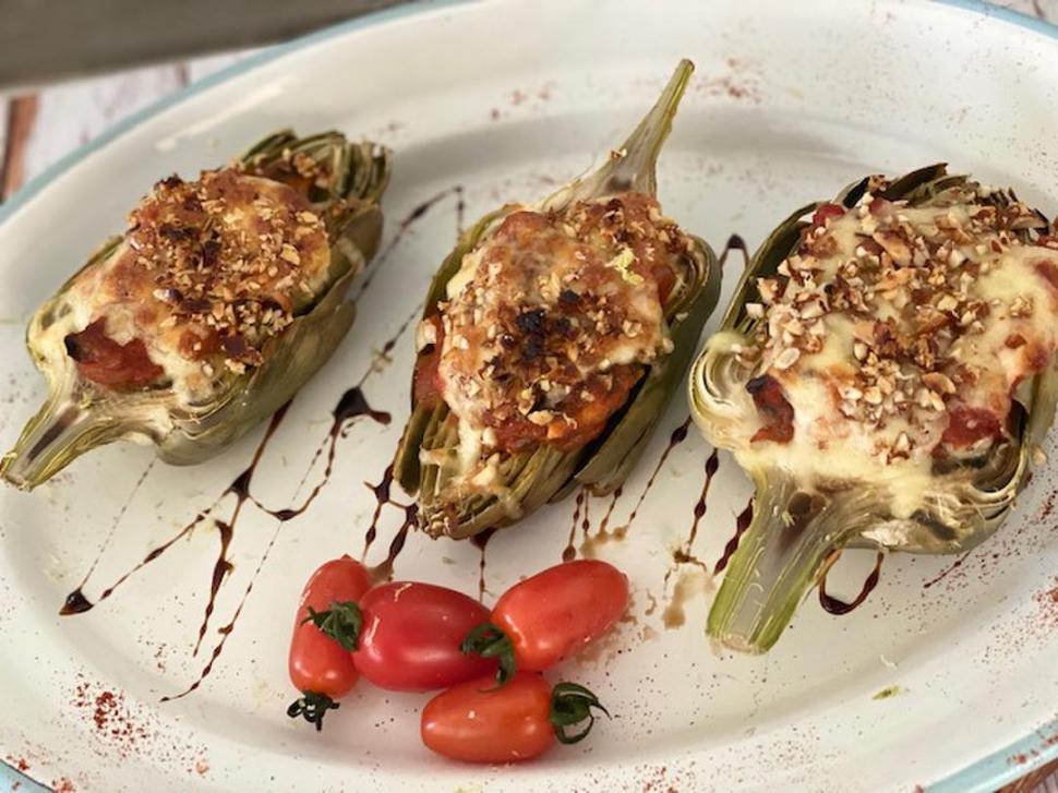 RELLENOS. La receta se completa con una lluvia de almendras picadas. 