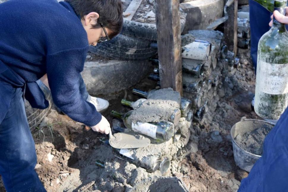 Educando a los niños en el reciclaje