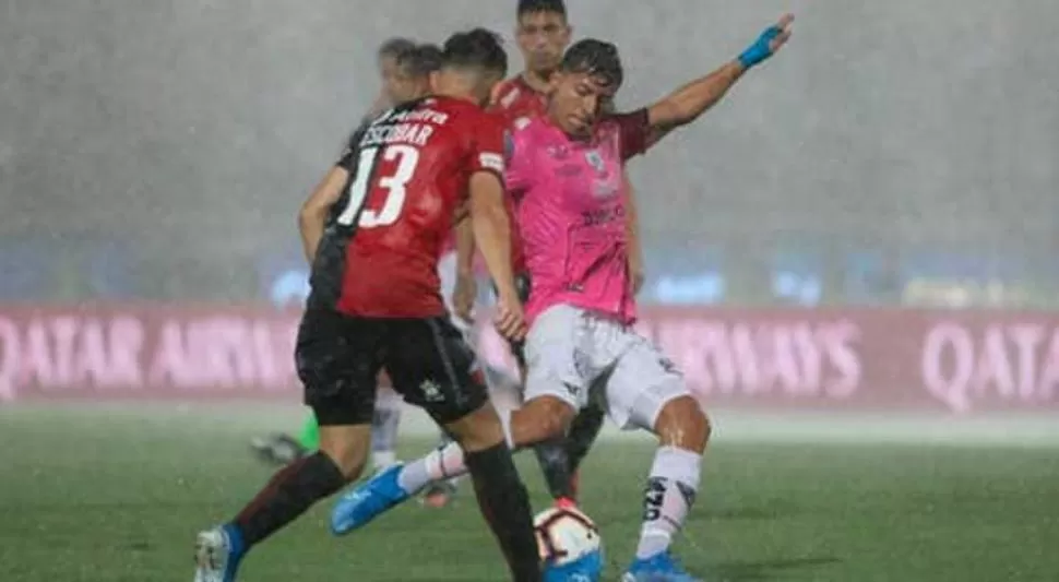 FINALISTA. Lo que logró Colón en la temporada pasada es una buena guía.