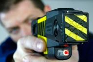 Yerba Buena quiere adquirir armas Taser para los agentes de la Guardia Urbana Municipal