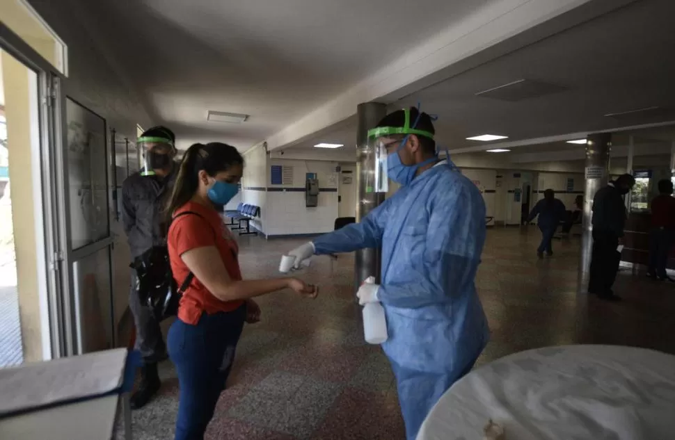 EVITAR DISGUSTOS. Médicos afirman que no hay que dejar de hacerse controles para no sufrir consecuencias. LA GACETA / FOTO DE OSVALDO RIPOLL