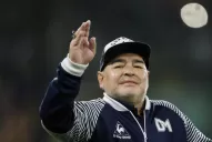 La cirugía de Maradona fue un éxito; ahora, resta esperar
