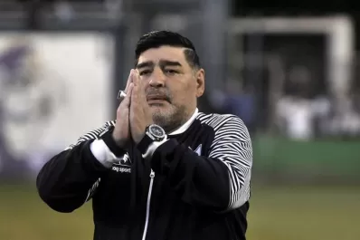 Imputaron al psicólogo y a dos enfermeros que atendieron a Diego Maradona