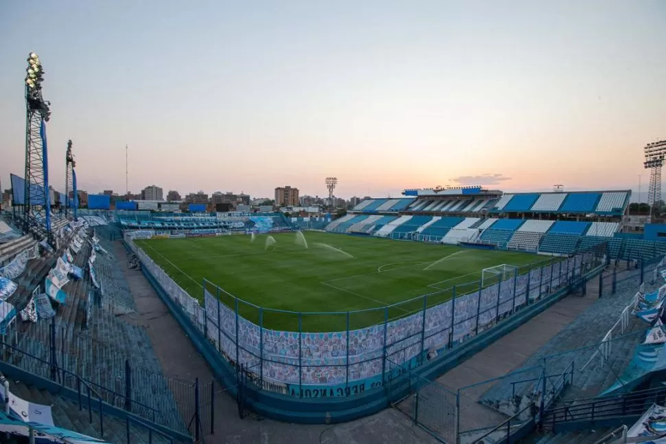 PUERTA ABIERTA. A partir de este viernes, los periodistas estarán habilitados para asistir al estadio de Atlético. conmebol