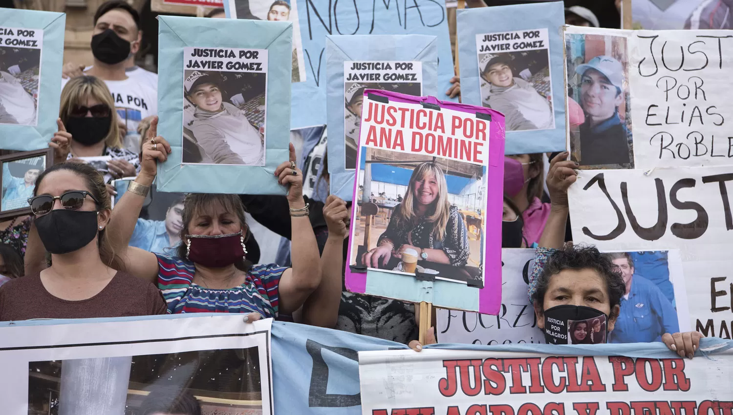 HASTA LA CASA DE GOBIERNO. La mujer murió durante un robo ocurrido el 12 de septiembre, en la esquina de Crisóstomo Alvarez y avenida Alem.