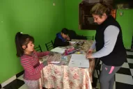 Mujeres: entre el éxodo laboral y un mayor trabajo en casa