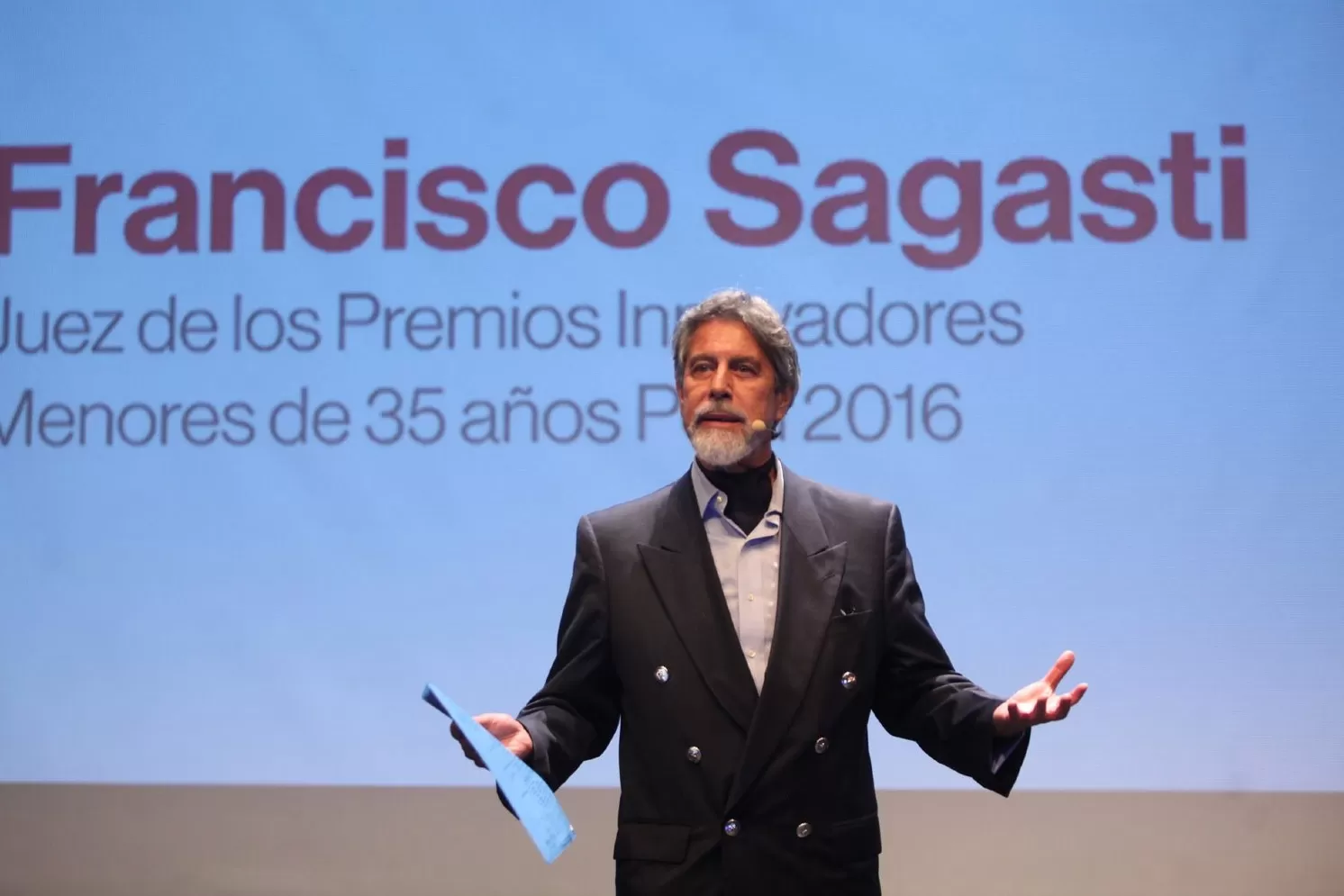 Francisco Sagasti, presidente interino de Perú.