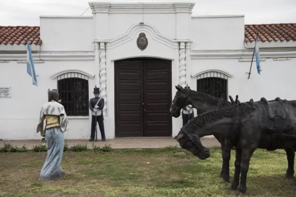 Reportaje fotográfico: arte y escultura en Famaillá