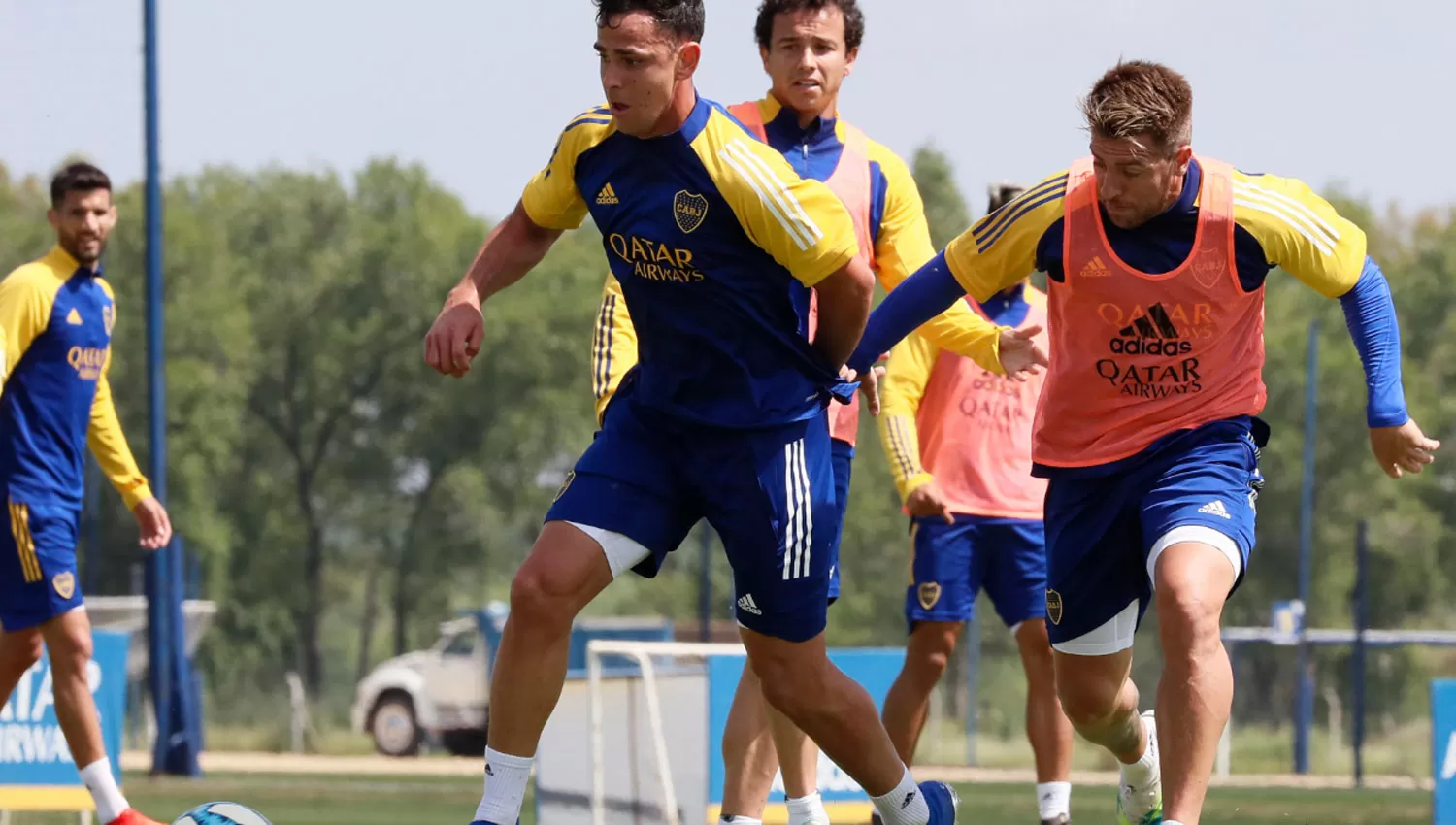 CON RECAMBIO. Boca se guardará los titulares para la Libertadores y hará debutar a dos promesas de sus inferiores: Cristian Medina y Exequiel Zeballos.