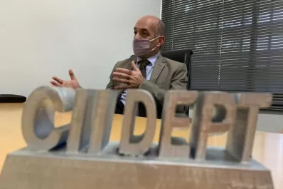 Lichtmajer: “la escuela es un lugar muy seguro”