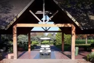 Los restos de Maradona irán al mismo cementerio donde sepultaron a La Tota y Don Diego