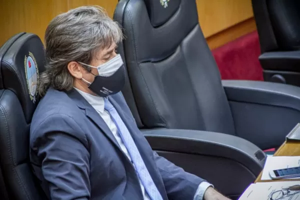 Loza y Cortalezzi rodearon a Ternavasio y no lo dejaron levantar, dijo Bussi