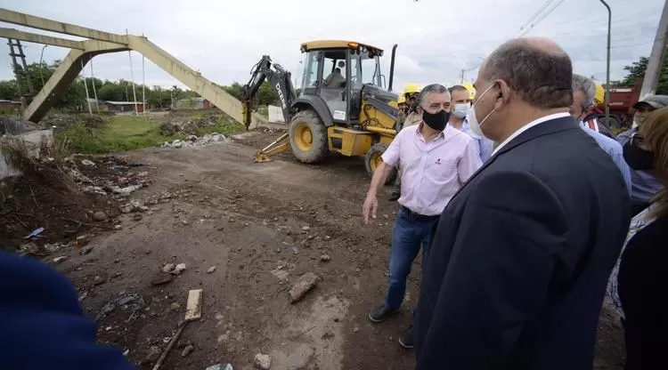 Manzur recorrió las obras