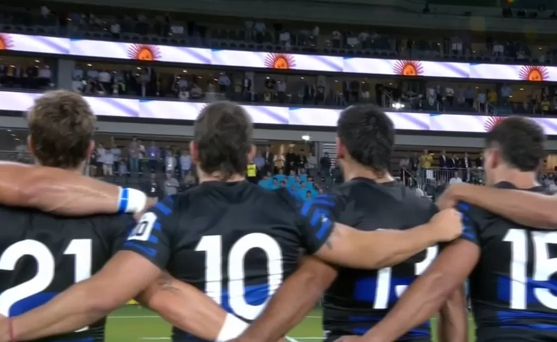 Al final, Los Pumas homenajearon a Maradona