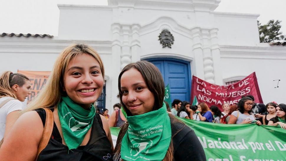 Hoy tendrá dictamen la ley del aborto y habrá marchas a favor y en contra en todo el país