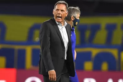 Boca, el abismo cercano y una nueva oportunidad ante Racing