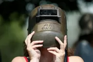 Recomiendan usar por 45 segundos los anteojos para ver el eclipse y reposar por cinco minutos