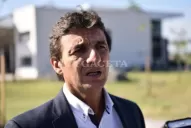 Sánchez justifica y avala el diálogo con Bussi 