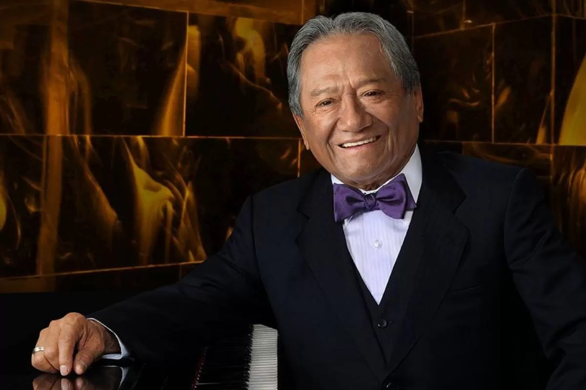 ARMANDO MANZANERO. FOTO TOMADA DE ELCONFIDENCIAL.COM
