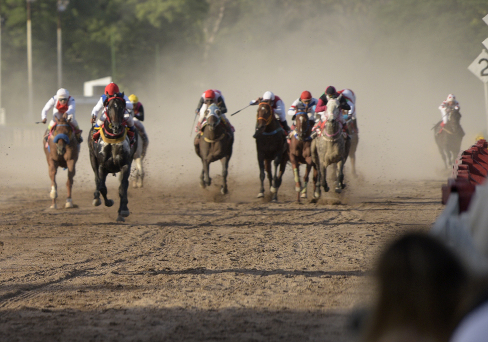 El turf tendrá un cierre a toda orquesta