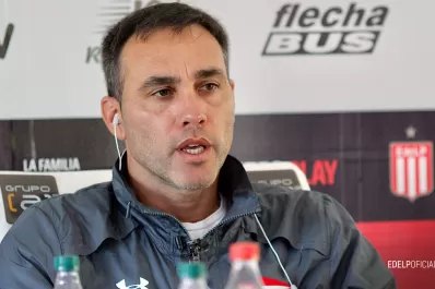 Renunció Desábato como DT del Pincha: ¿se acelera la salida de Zielinski del Decano?