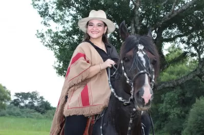 El corazón de Anise Ale galopa en cada verso que dice