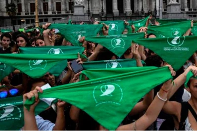 La despenalización del aborto significa declarar que el derecho a la vida no es absoluto, dijo Romero