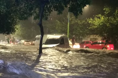 Mirá las fotos más impresionantes de la tormenta que causó estragos en Tucumán
