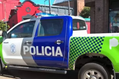 Un policía que manejaba un Uber mató a un supuesto ladrón e hirió a otro